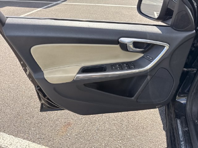 Used 2016 Volvo S60 T5 Premier FWD image 21
