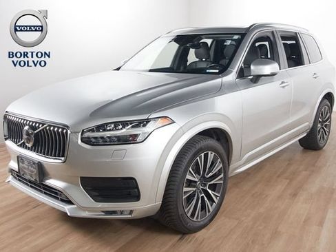 Used 2022 Volvo XC90 T6 Momentum w/ Advanced Package AWD/4WD image 1