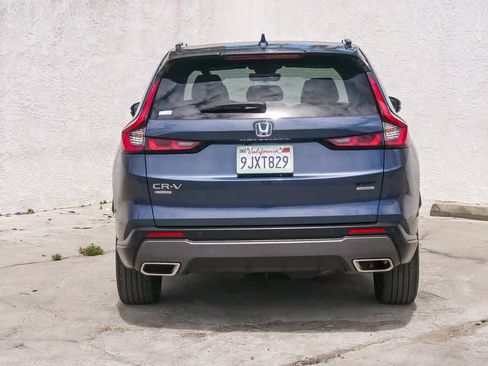 Used 2024 Honda CR-V Sport Touring image 8
