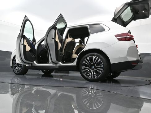 New 2026 BMW X3 xDrive30 w/ Premium Package image 47