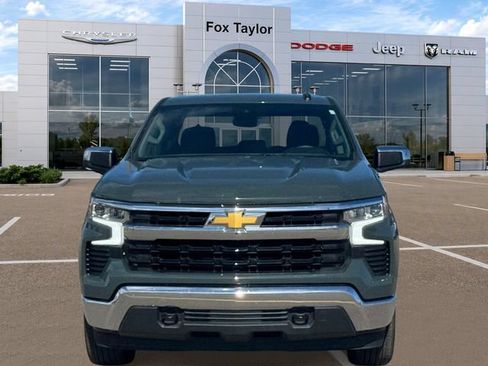 Used 2025 Chevrolet Silverado 1500 LT AWD/4WD image 2