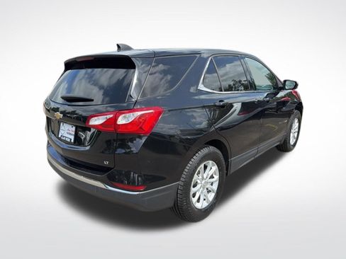 Used 2018 Chevrolet Equinox LT FWD image 3