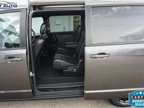 Used 2019 Dodge Grand Caravan GT FWD image 22