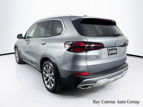 Used 2024 BMW X5 xDrive40i w/ Parking Assistance Package AWD/4WD image 5