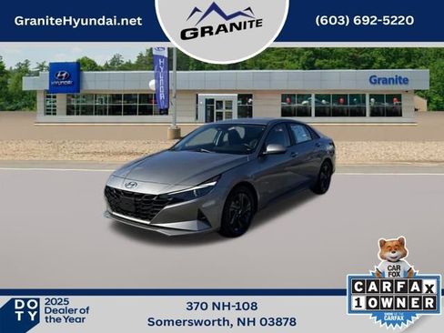 Used 2022 Hyundai Elantra SEL image 1
