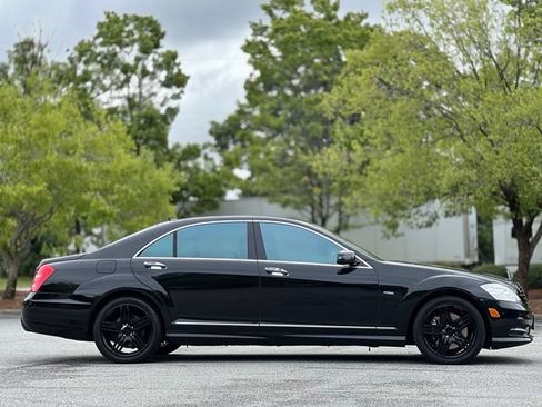 Used 2012 Mercedes-Benz S 550 4MATIC w/ Sport Pkg image 4