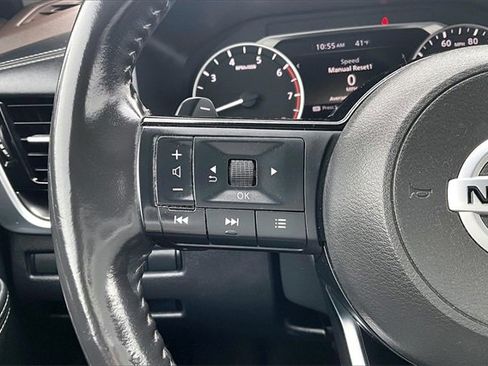 Used 2021 Nissan Rogue SV w/ Premium Package image 13