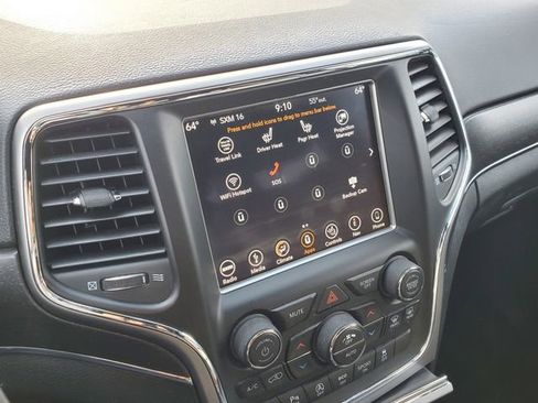 Used 2018 Jeep Grand Cherokee Limited AWD/4WD image 33
