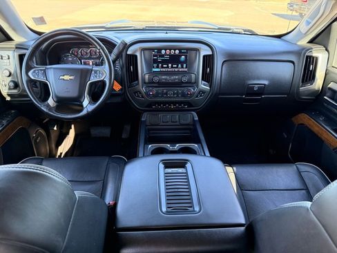 Used 2018 Chevrolet Silverado 1500 High Country image 19