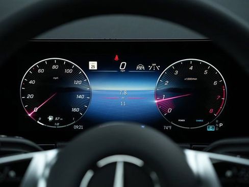 Used 2026 Mercedes-Benz GLA 250 4MATIC image 24