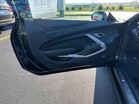 Used 2023 Chevrolet Camaro SS RWD image 20