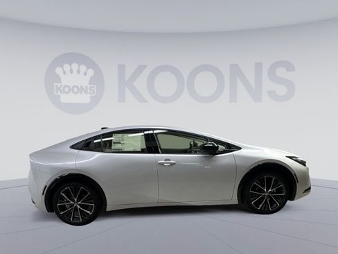 New 2026 Toyota Prius XLE image 8