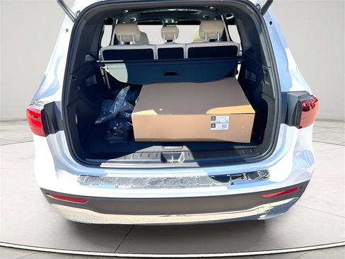 New 2026 Mercedes-Benz GLB 250 4MATIC image 23