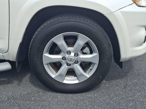 Used 2012 Toyota RAV4 Limited w/ Premium Plus Value Pkg AWD/4WD image 8