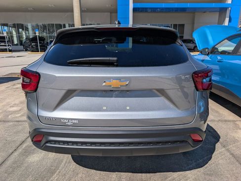 New 2026 Chevrolet Trax LS image 7