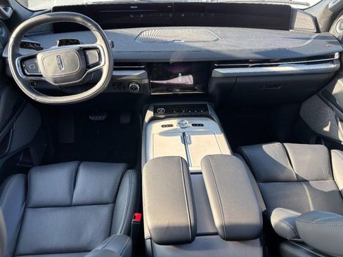 New 2026 Lincoln Navigator L Reserve w/ Jet Appearance Package image 12