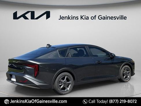 New 2026 Kia K4 FWD image 3