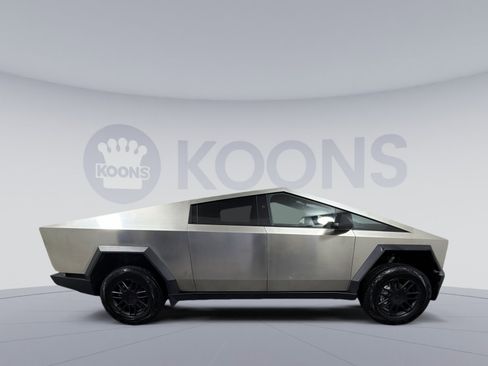 Used 2024 Tesla Cybertruck AWD Crew Cab image 1