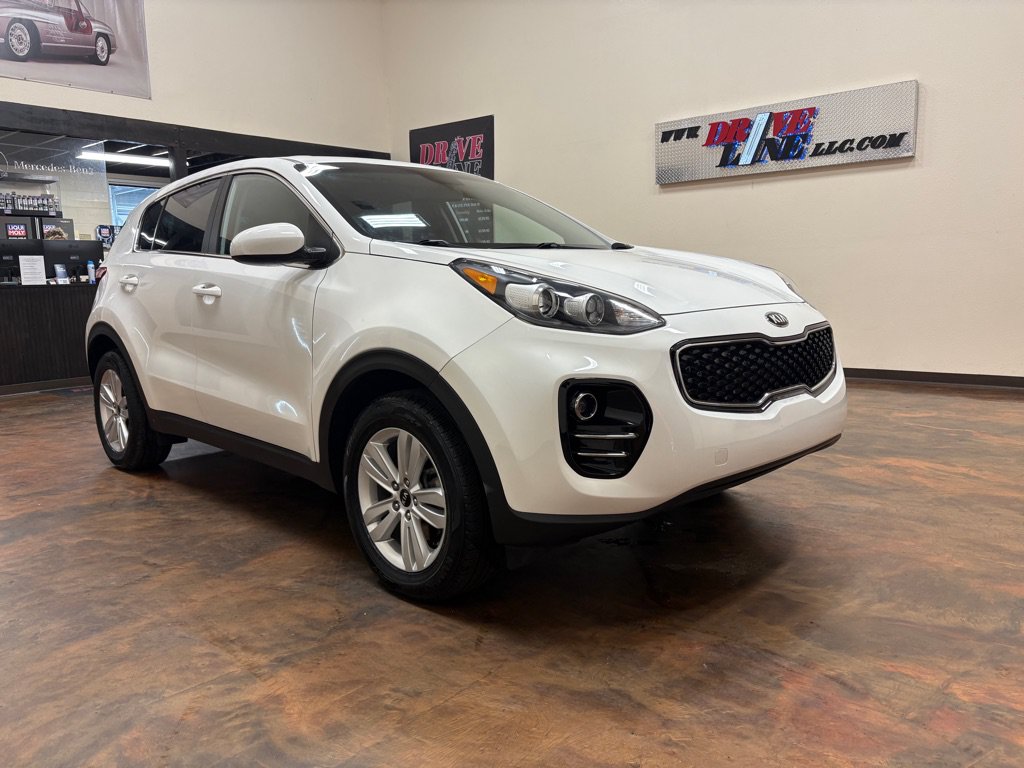 Used 2019 Kia Sportage LX AWD/4WD image 3