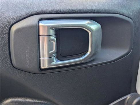 Used 2023 Jeep Wrangler Sport AWD/4WD image 12