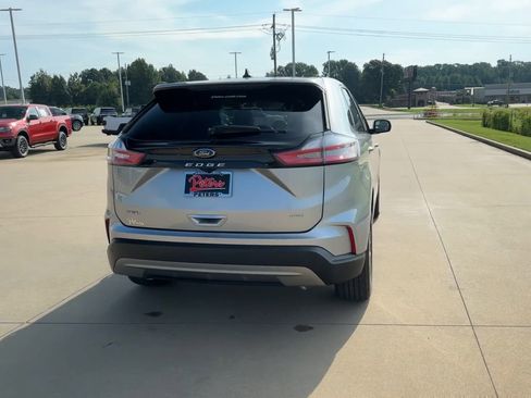 Used 2024 Ford Edge SEL image 7