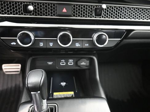 Used 2023 Honda Civic Sport Touring image 17
