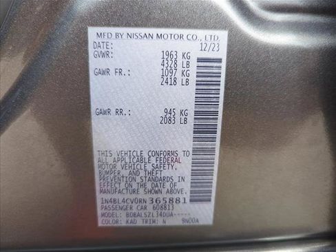 Used 2024 Nissan Altima 2.5 SR FWD image 26