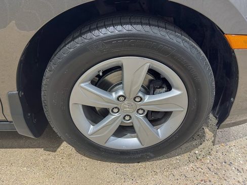 Used 2018 Honda Odyssey EX-L image 14