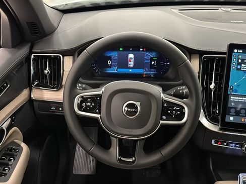 New 2026 Volvo XC90 T8 Plus w/ Protection Package Premier image 12