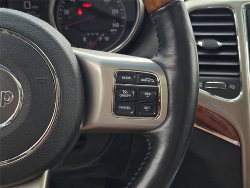 Used 2012 Jeep Grand Cherokee Overland AWD/4WD image 24
