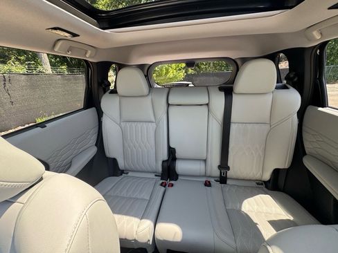 New 2025 Mitsubishi Outlander AWD image 39