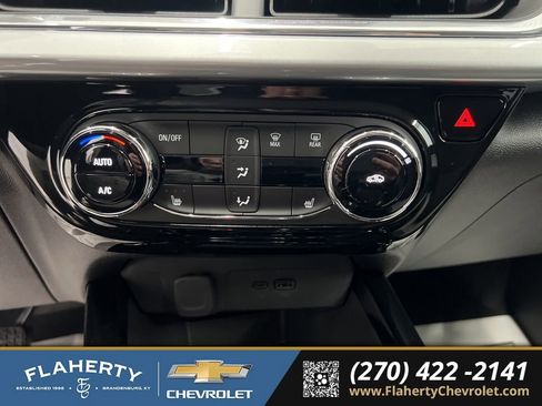 New 2026 Chevrolet Trax LT image 28