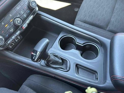 Used 2025 Dodge Durango GT RWD image 48