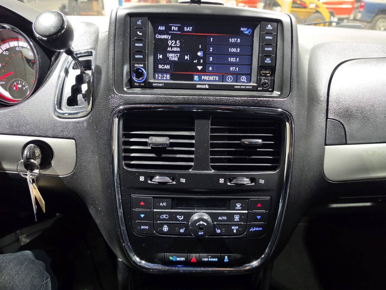 Used 2019 Dodge Grand Caravan GT FWD image 35