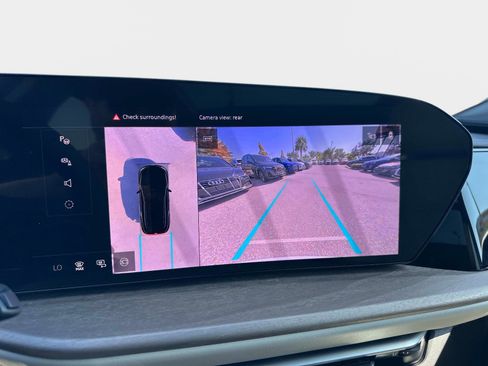 New 2025 Audi Q5 Premium image 25