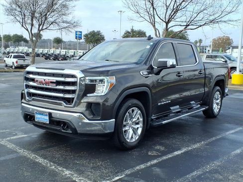 Certified 2021 GMC Sierra 1500 SLE w/ Driver Alert Package I image 3