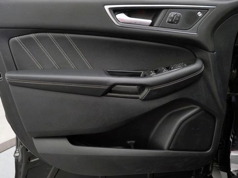 Used 2019 Ford Edge ST w/ Equipment Group 401A AWD/4WD image 12