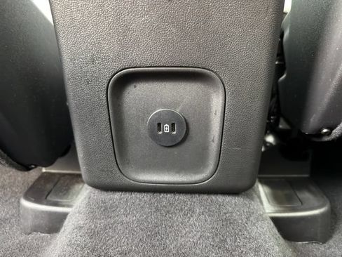 Used 2024 Ford Escape SE FWD image 17