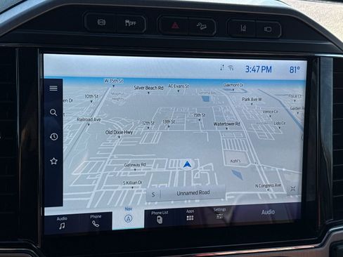 Used 2022 Ford F450 Platinum w/ FX4 Off-Road Package image 21