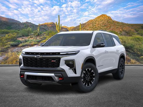 New 2026 Chevrolet Traverse Z71 w/ Enhanced Driving Package AWD/4WD image 6