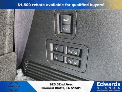 New 2026 Nissan Armada PRO-4X w/ Captain's Chari Seat Package AWD/4WD image 15