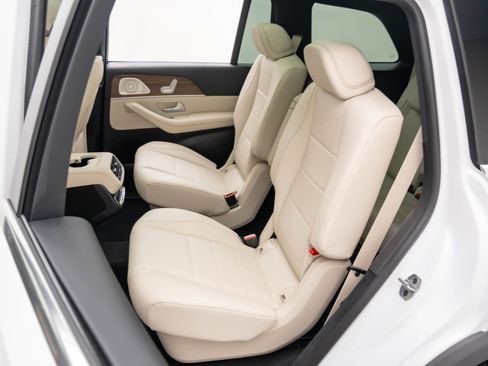 New 2025 Mercedes-Benz GLS 450 GLS 450 image 19