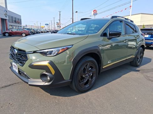 Used 2025 Subaru Crosstrek 2.5i Sport w/ Crosstrek Mirror Package image 7