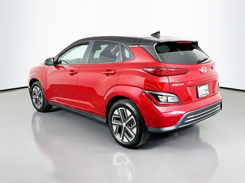 Used 2022 Hyundai Kona SEL w/ Cargo Package image 5