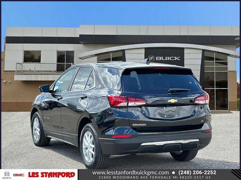 Used 2023 Chevrolet Equinox LT FWD image 4