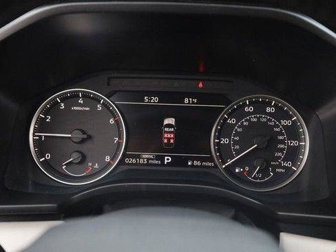 Used 2025 Mitsubishi Outlander AWD image 12
