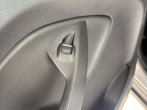 Used 2016 Ford C-MAX SEL image 34