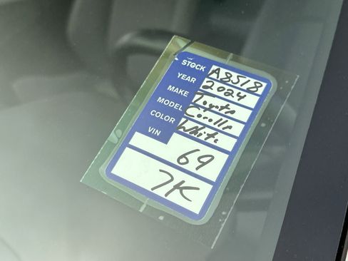 Used 2024 Toyota Corolla SE image 24