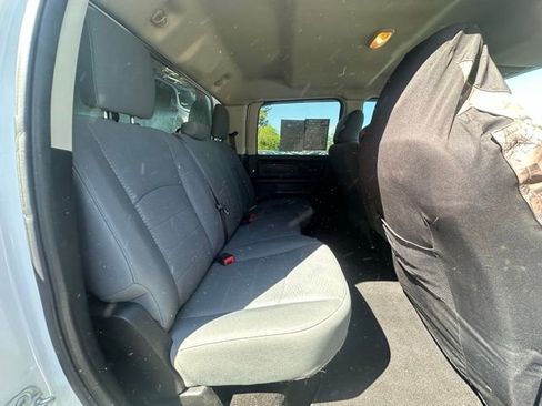 Used 2017 RAM 2500 Tradesman w/ Chrome Appearance Group AWD/4WD image 32