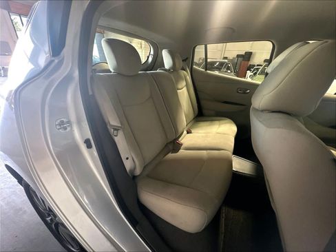 Used 2015 Nissan Leaf SV w/ LED & Quick Charge Package FWD image 28